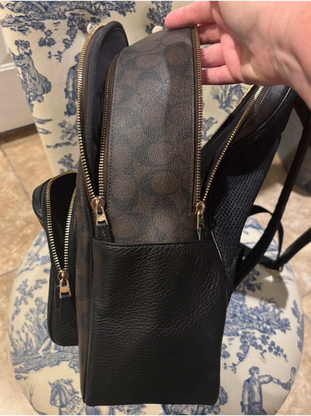 Coach Black and Brown Backpack in very good condition - Picture 9 of 12